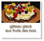 gâteau glacé aux fruits des bois