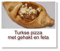 Turkse pizza met gehakt en feta