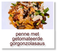 penne met getomateerde gorgonzolasaus