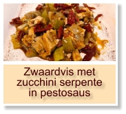 Zwaardvis met zucchini serpente in pestosaus