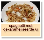 spaghetti met gekarameliseerde ui