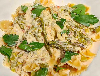 farfalle met groene asperges